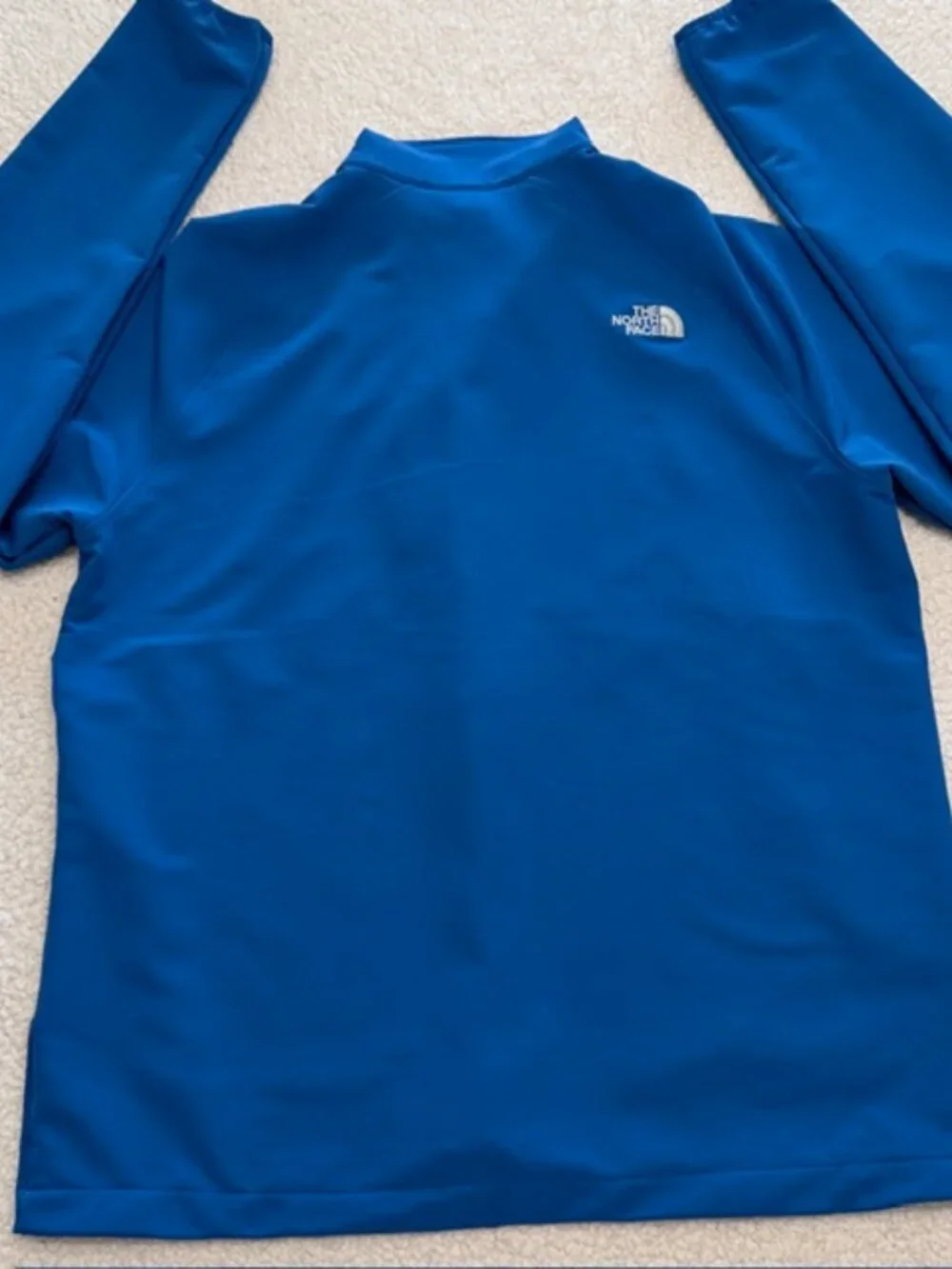 The North Face blue performance jacket 💙